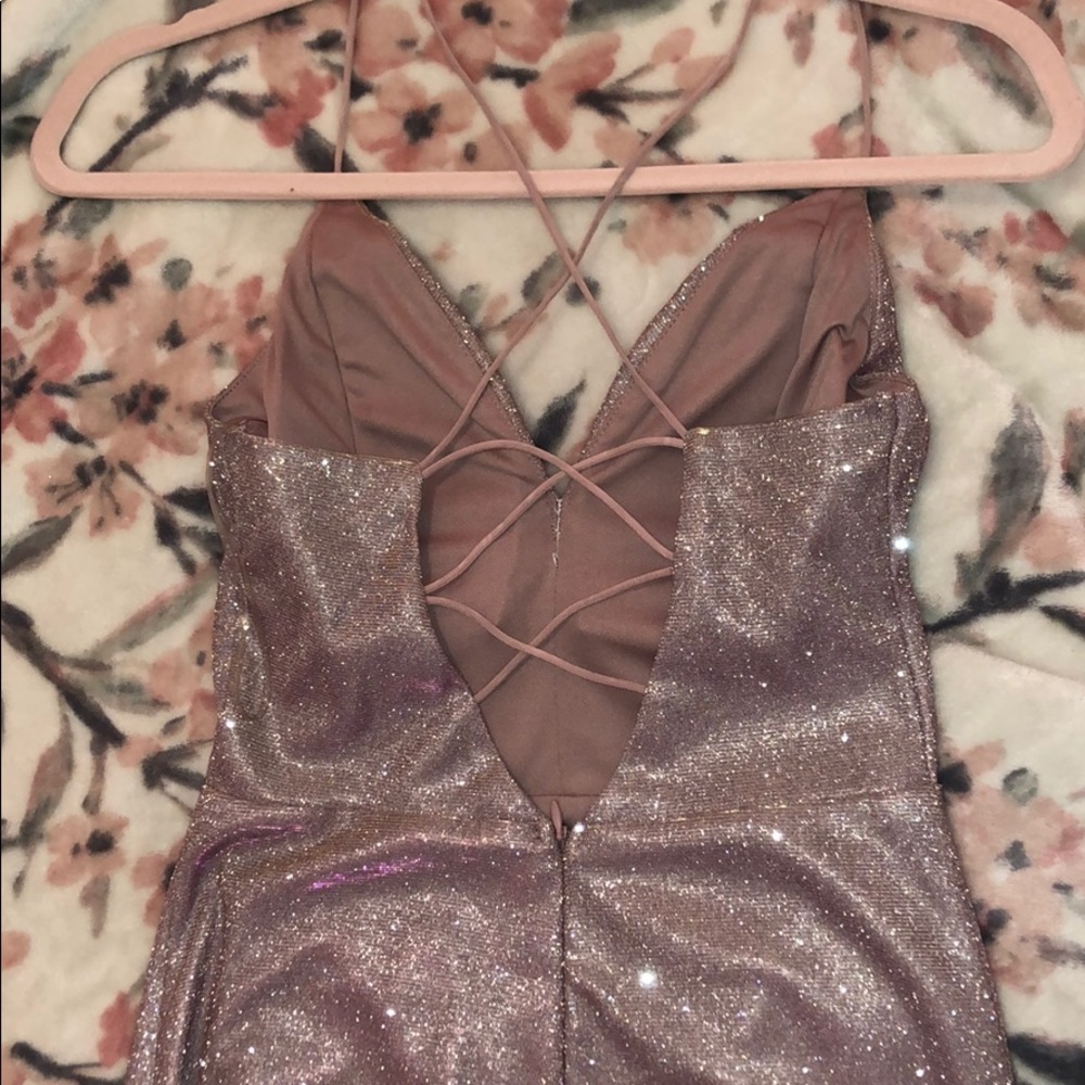 Dress - Picture 3 of 4